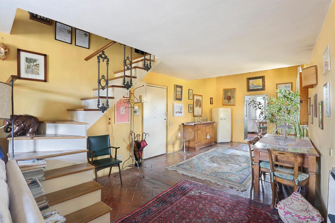 A Postcard View In A Vintage Appartement